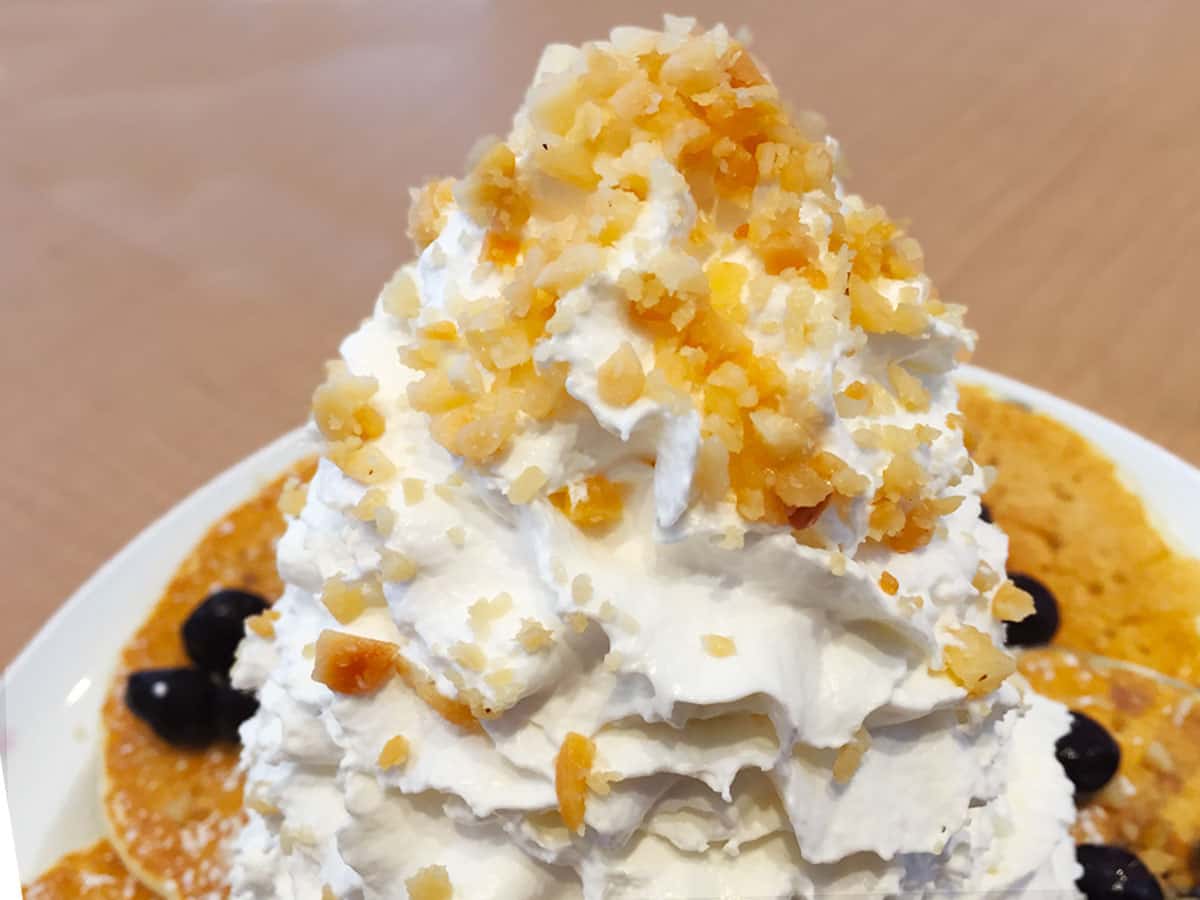 ホイップクリームブルーベリーパンケーキ|東京 立川 エッグスンシングス ららぽーと立川立飛店