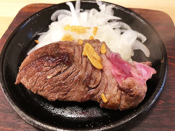 東京 新宿 肉バル BEEF KITCHEN STAND 歌舞伎町店｜名物ビフテキ