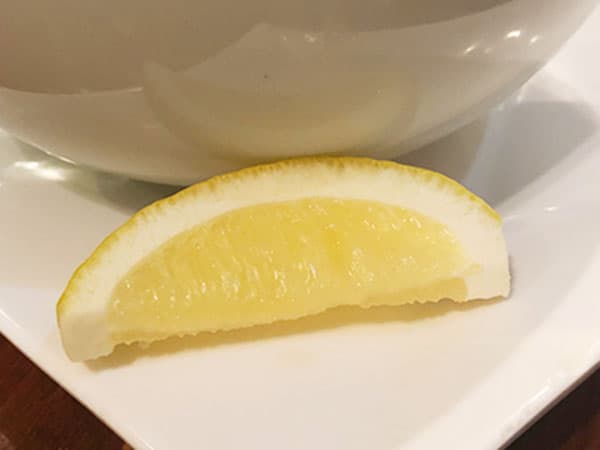 東京 高田馬場 鶏白湯 蔭山 高田馬場店|レモン