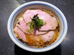 SUPREME特製ラーメン｜東京 新宿 焼きあご塩らー麺 たかはし 新宿本店
