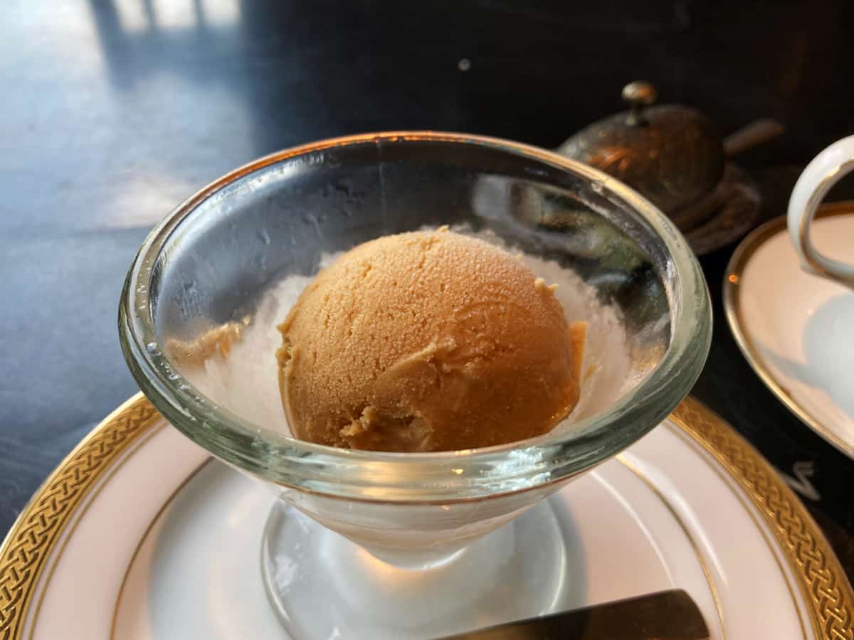 花蜜糖のアイス|埼玉 飯能 カールヴァーン ブルワリー&レストラン