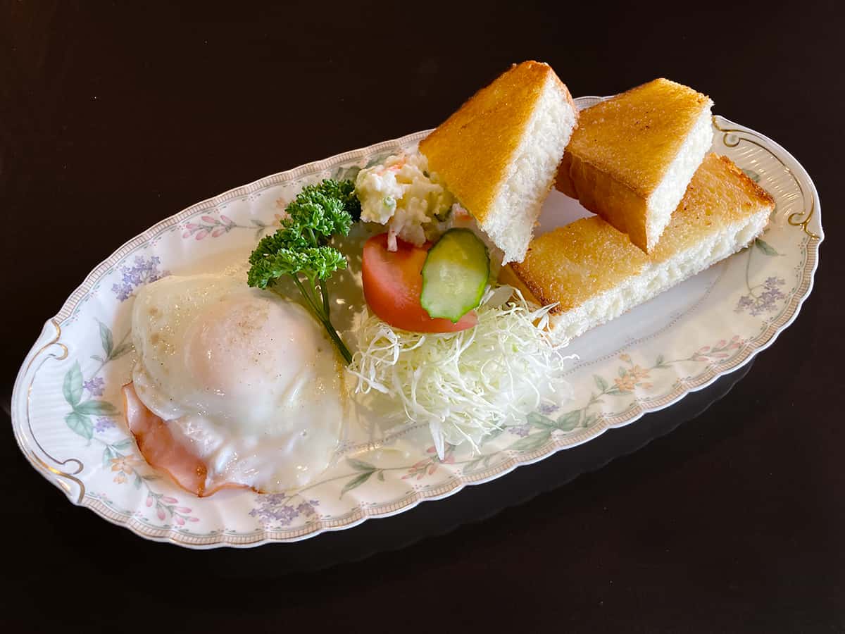 トーストセット|富山 総曲輪 珈琲とパンの店 やまむろ
