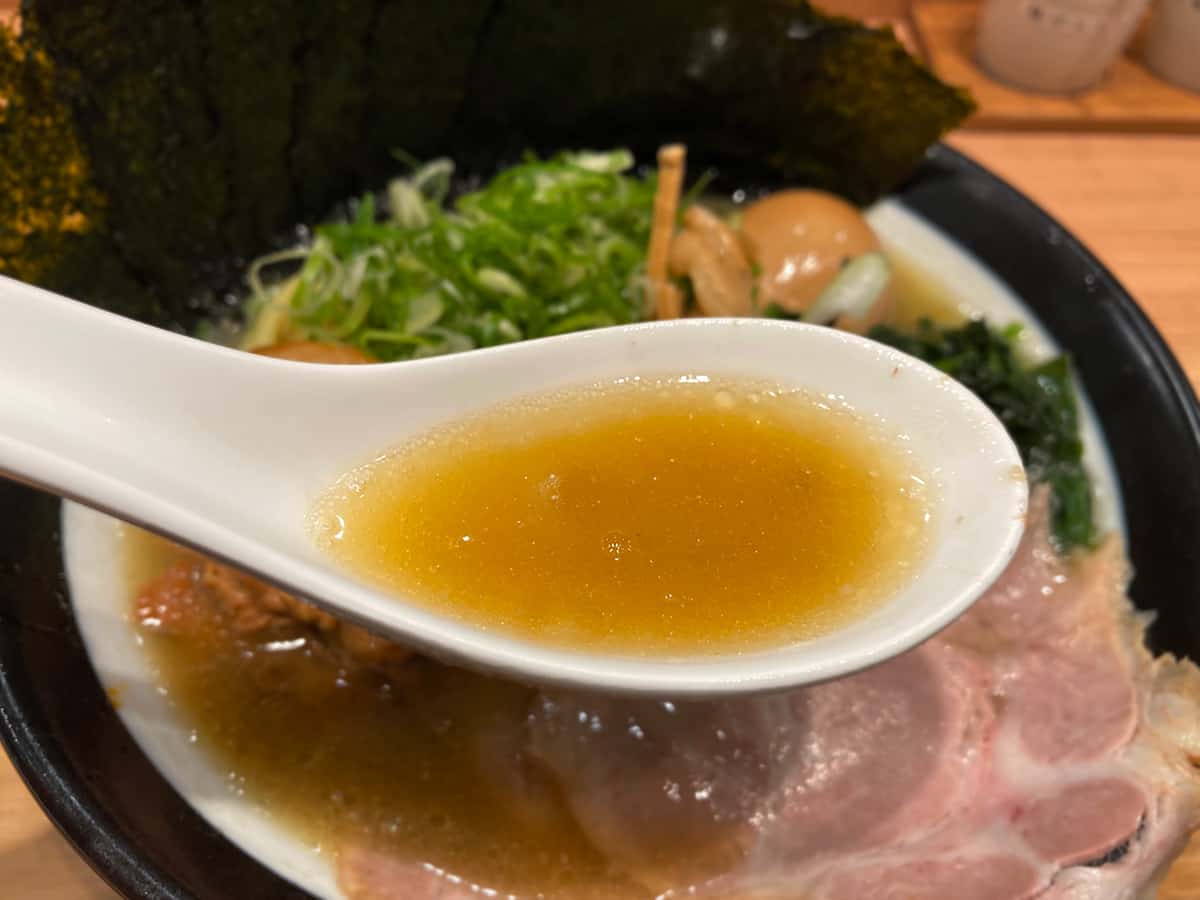 スープ|豚骨醤油スペシャル