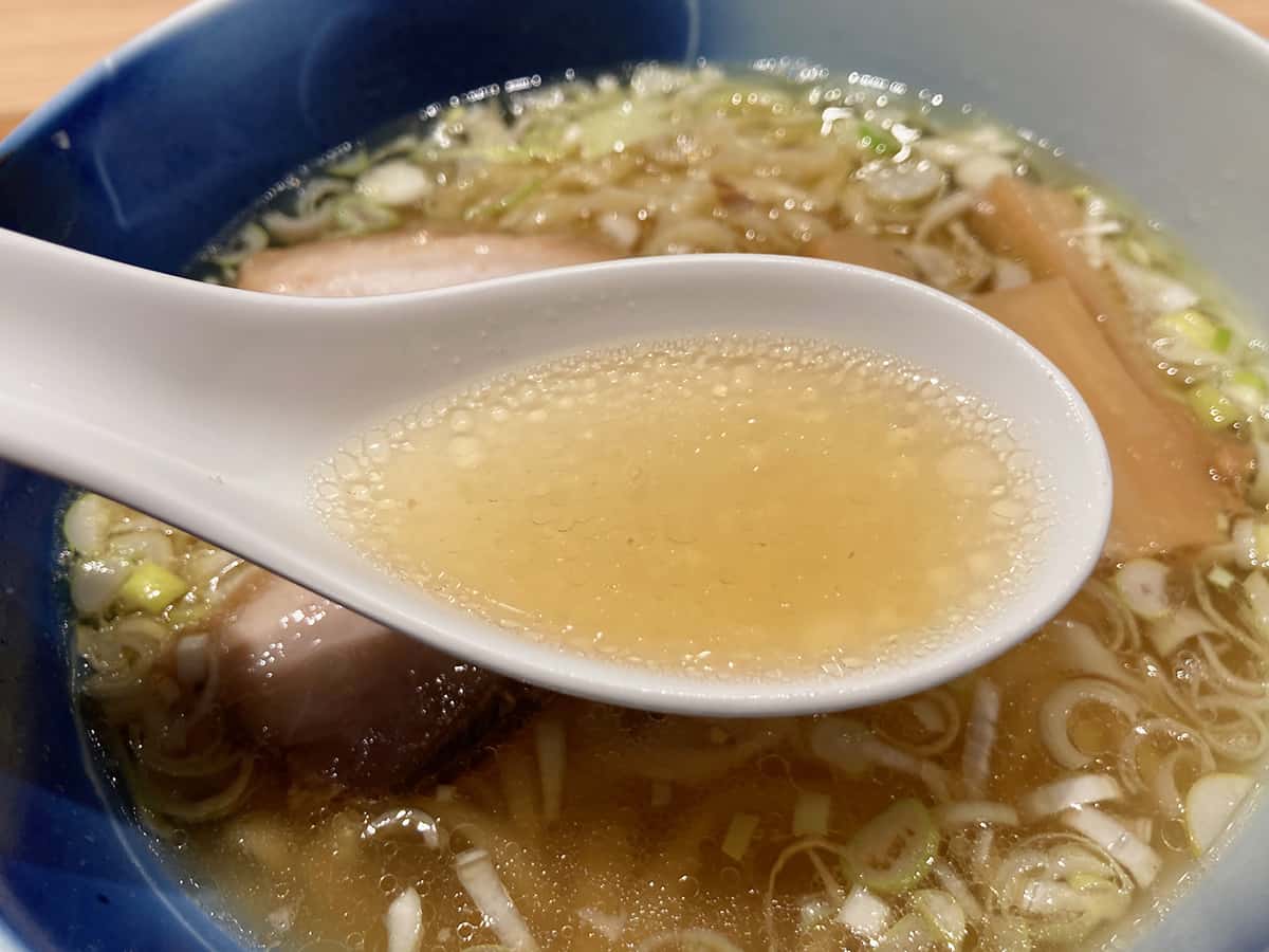 スープ|濃厚豚ラーメン 活郎