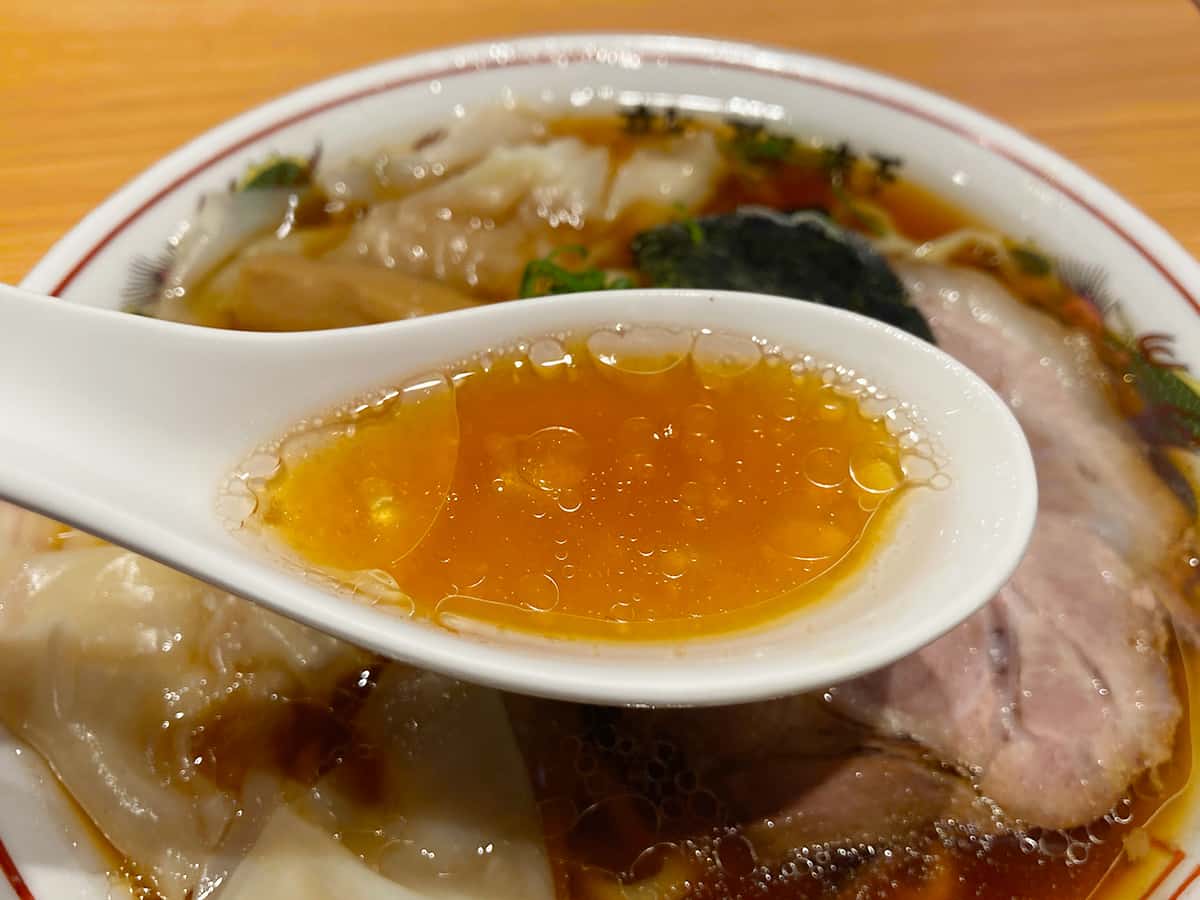 醤油スープ|龍聖軒