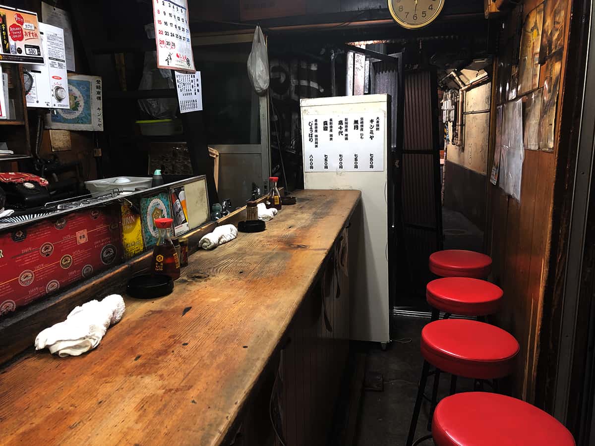 東京 新宿 カブト|店内