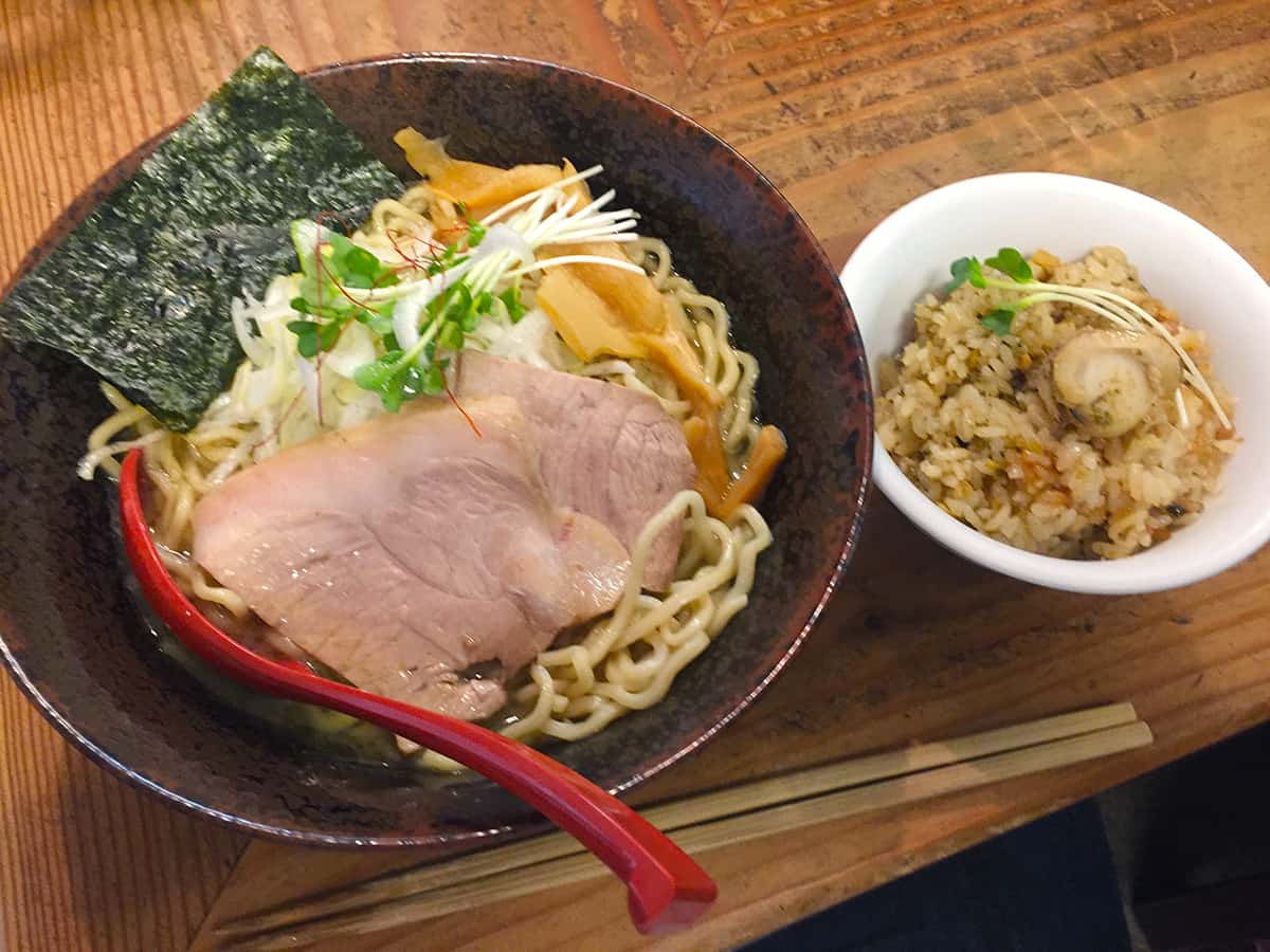 神奈川 淵野辺 貝ガラ屋|牡蠣ソバ貝めしセット