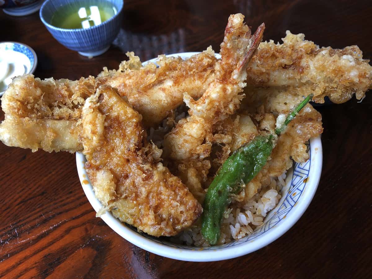 東京 台東 土手の伊勢屋|天丼(ロ)