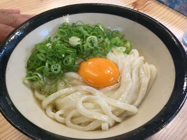 東京 中野 うどんや 大門｜釜玉ねぎ盛り