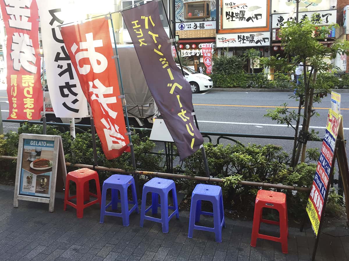 東京 恵比寿 エビス バインミー ベーカリー|食べる用の椅子
