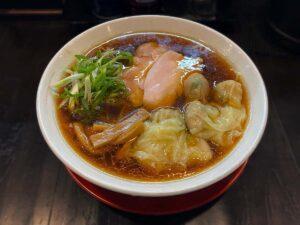 ワンタン麺（醤油）｜埼玉 小手指 まるふじ食堂