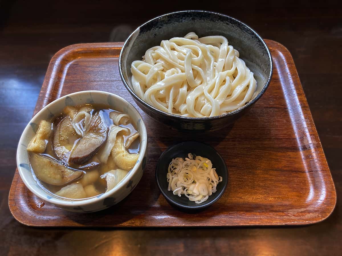 なす肉汁うどん|埼玉 所沢 柿屋うどん