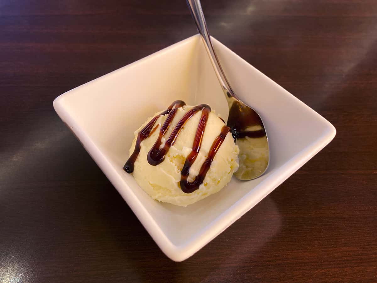 アイスクリーム黒酢がけ|群馬 吉岡 中国料理 竜苑