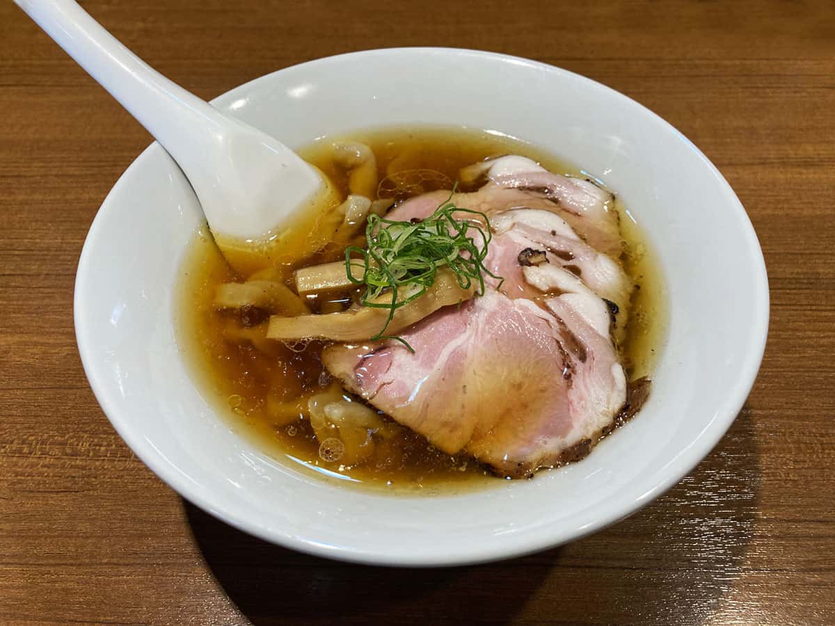 煮干しそば白醤油|寿製麺 よしかわ 川越店