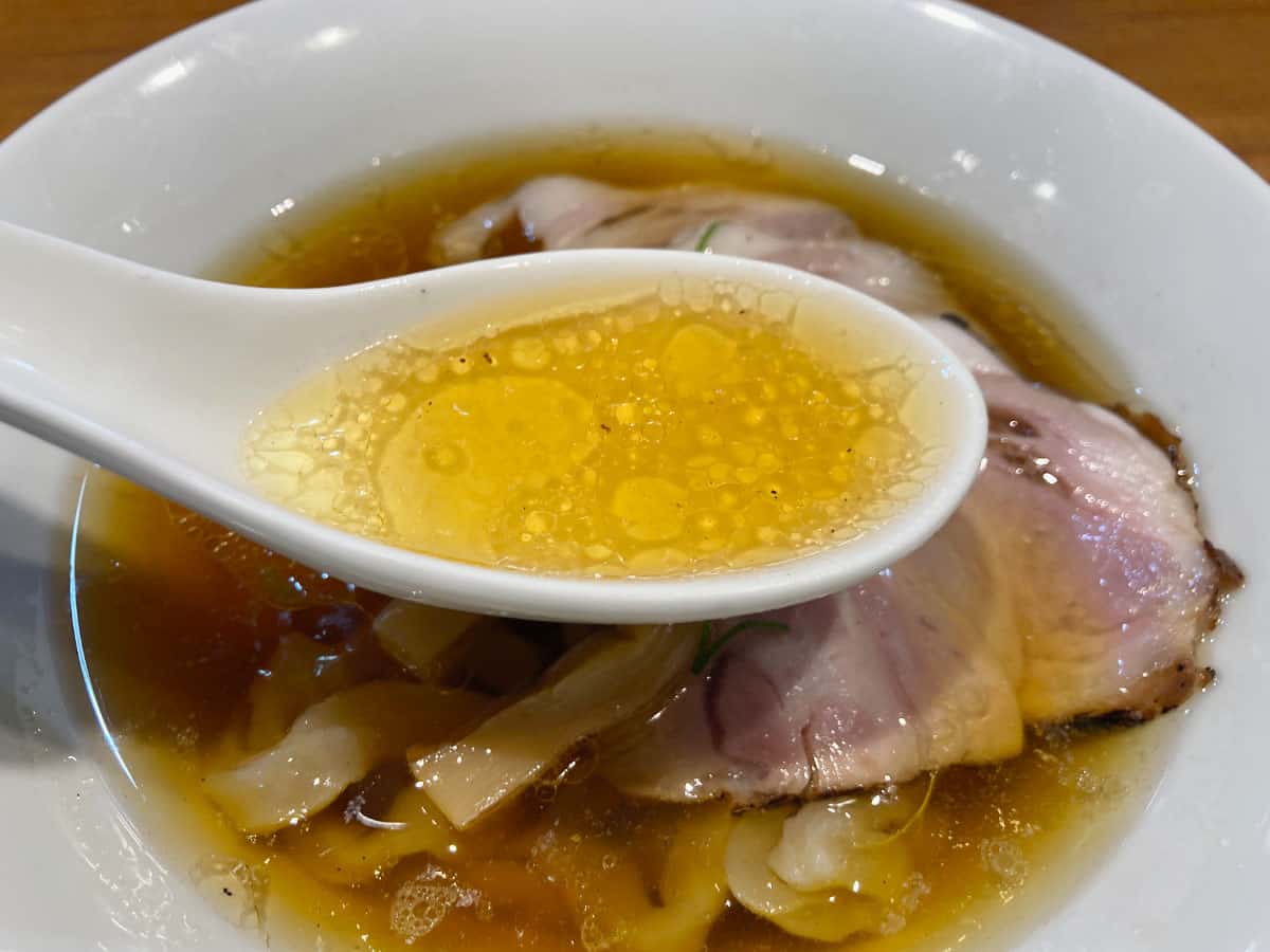 煮干しそばスープ|寿製麺 よしかわ 川越店