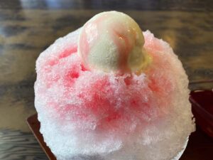 いちごかき氷｜前橋甘味十紋字