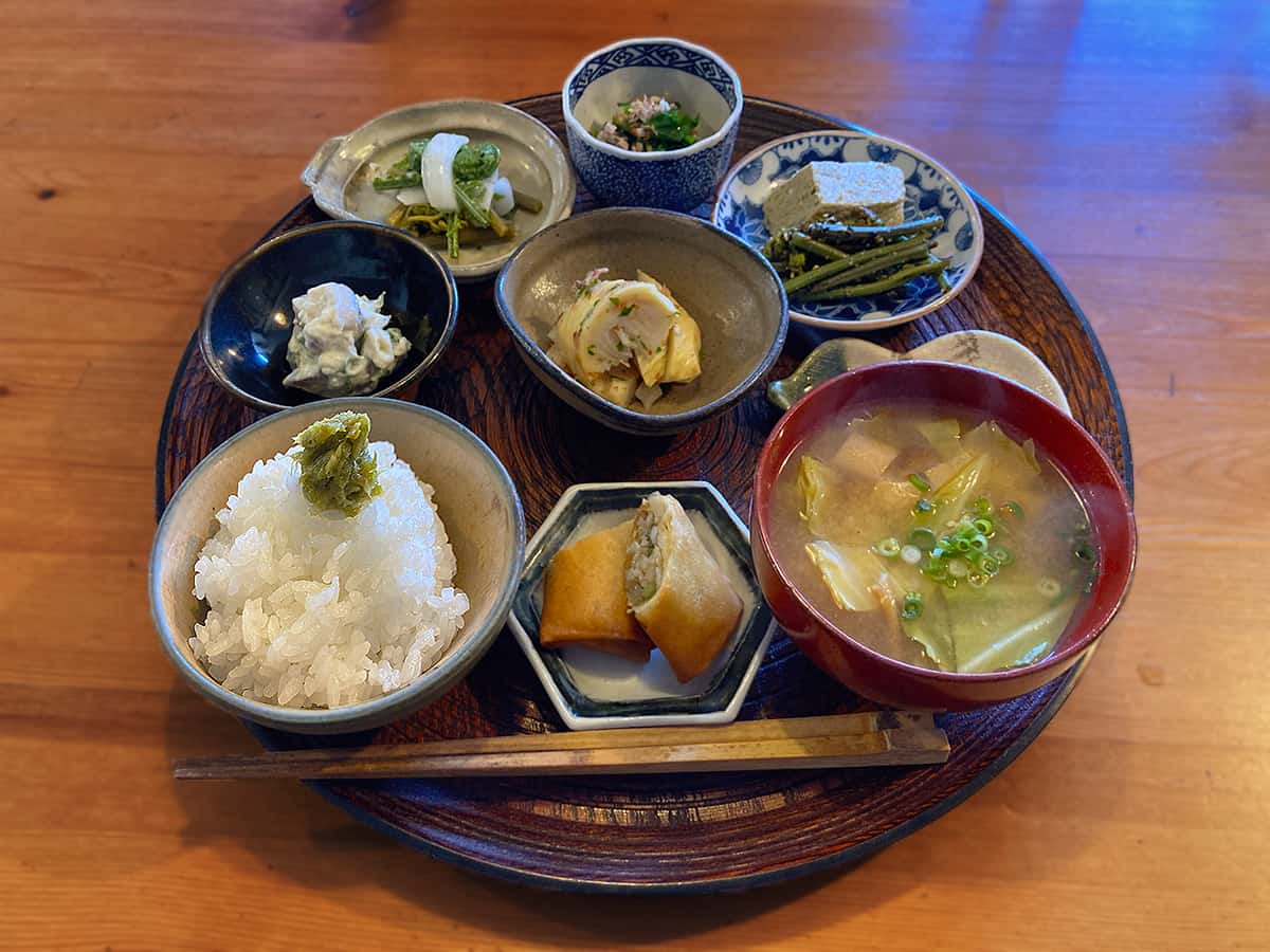 山雨堂おばんざい膳(春)|山雨堂