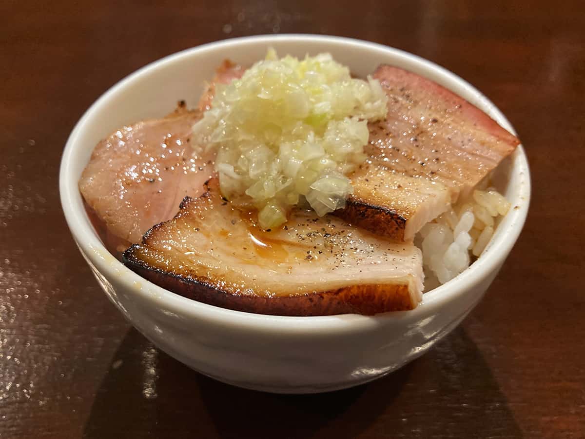 チャーシュー丼|長男、ほそのたかし