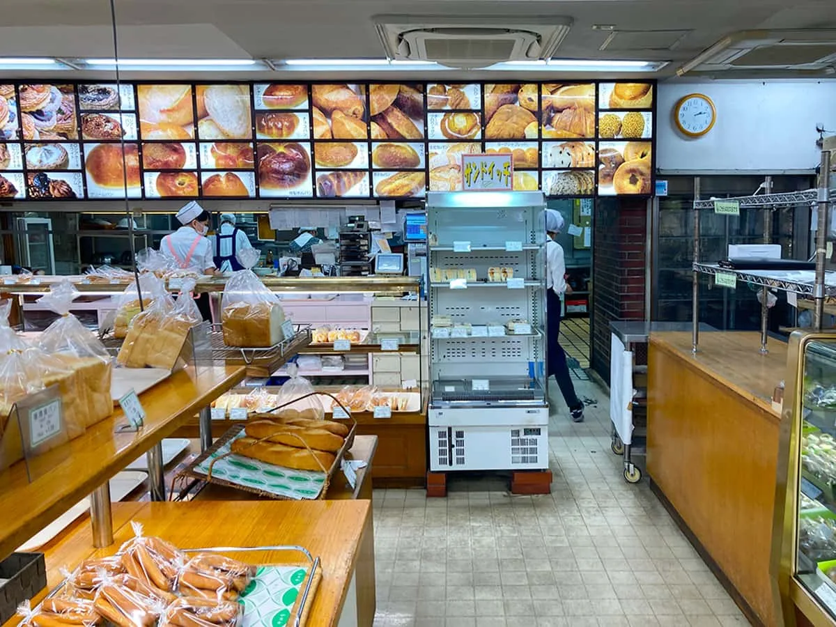 1階パン売り場|館山中村屋