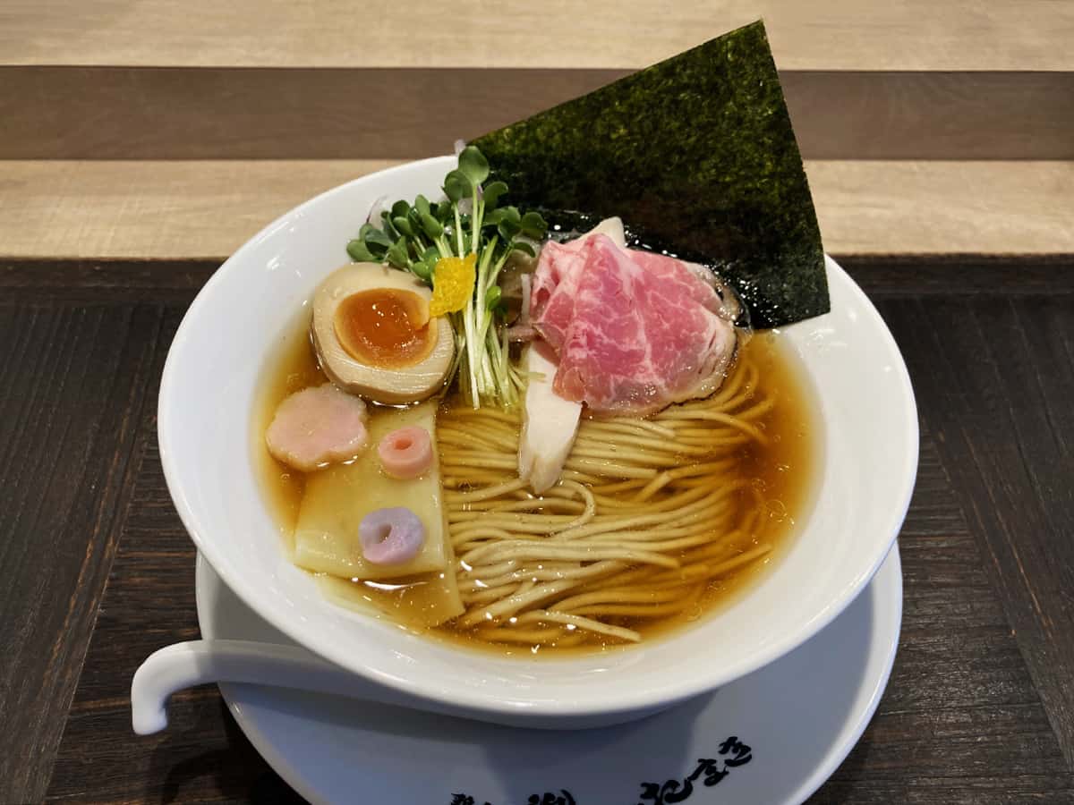 和出汁ラーメン|鶏白湯泡ramen たまき