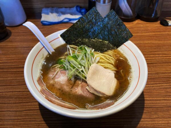 上品な出汁と煮干しが融合した新河岸にあるラーメン店「nibo(ニボ)」