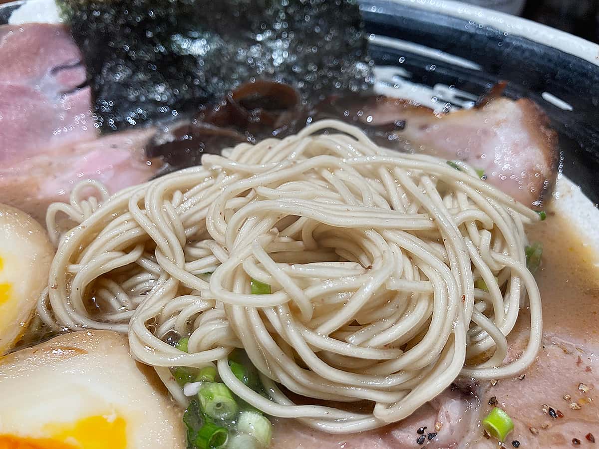 麺|博多長浜らーめん よかと