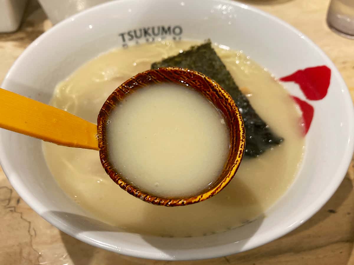 とんこつスープ|九十九ラーメン 恵比寿本店