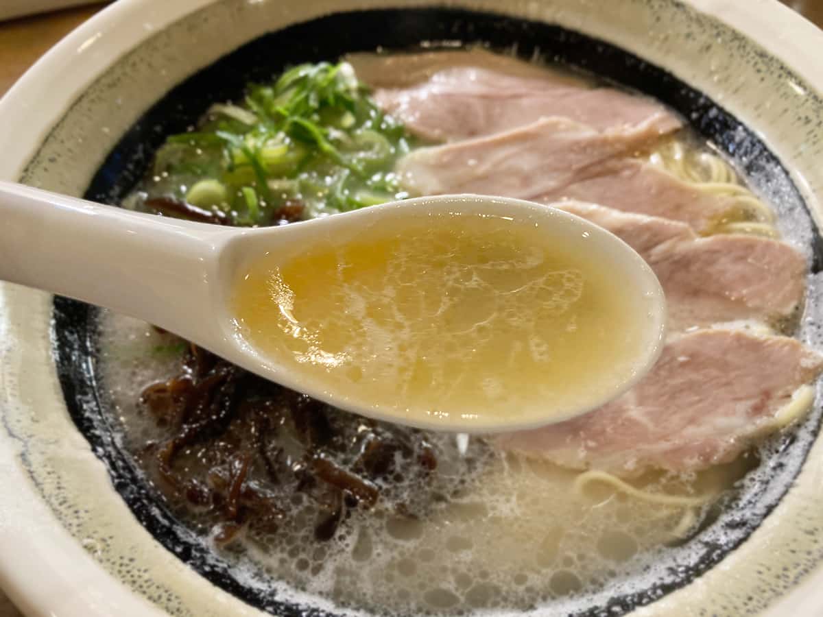 ラーメンスープ|博多ラーメン しばらく 日本橋店