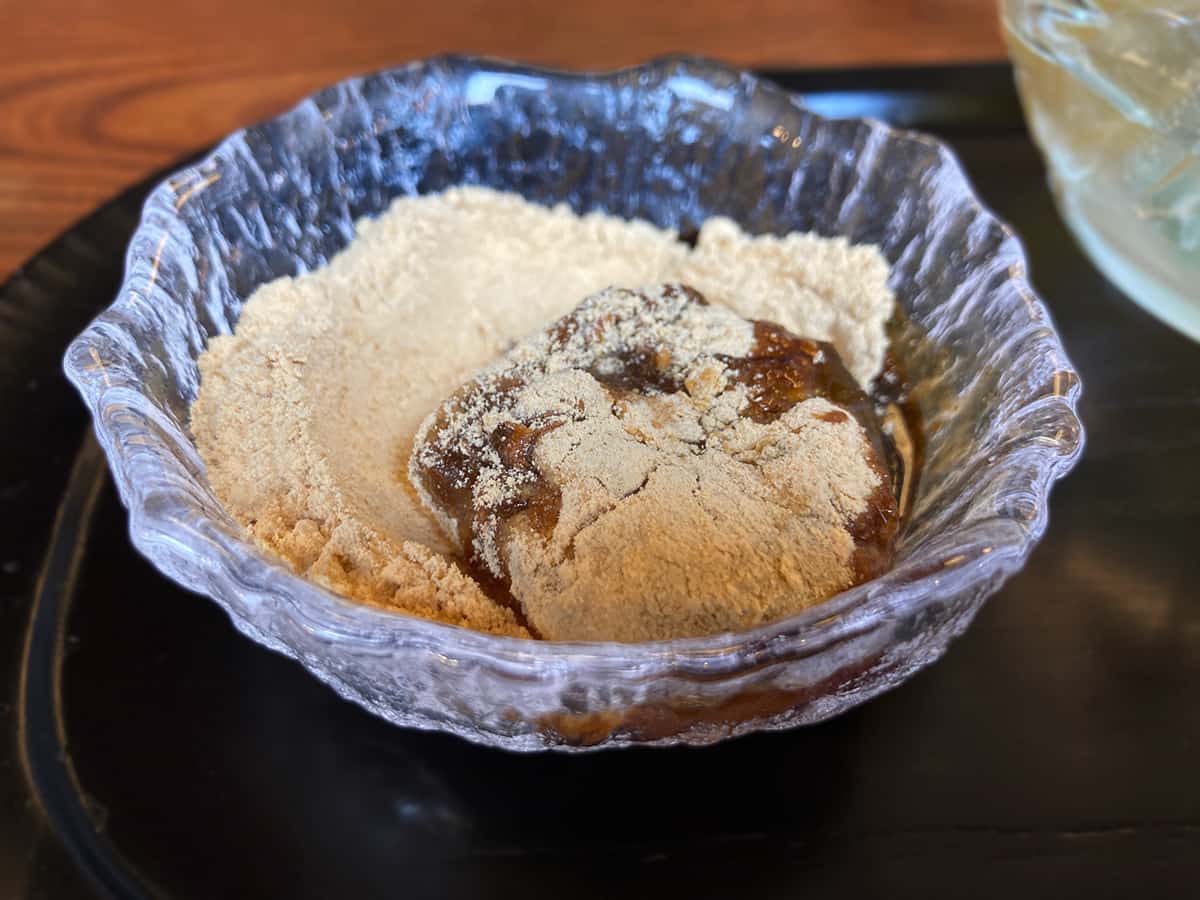 わらび餅きなこと黒蜜|ういろう本店
