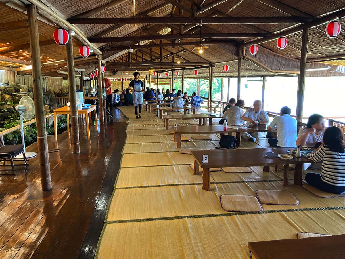 店内座敷席|鮎料理 落合簗