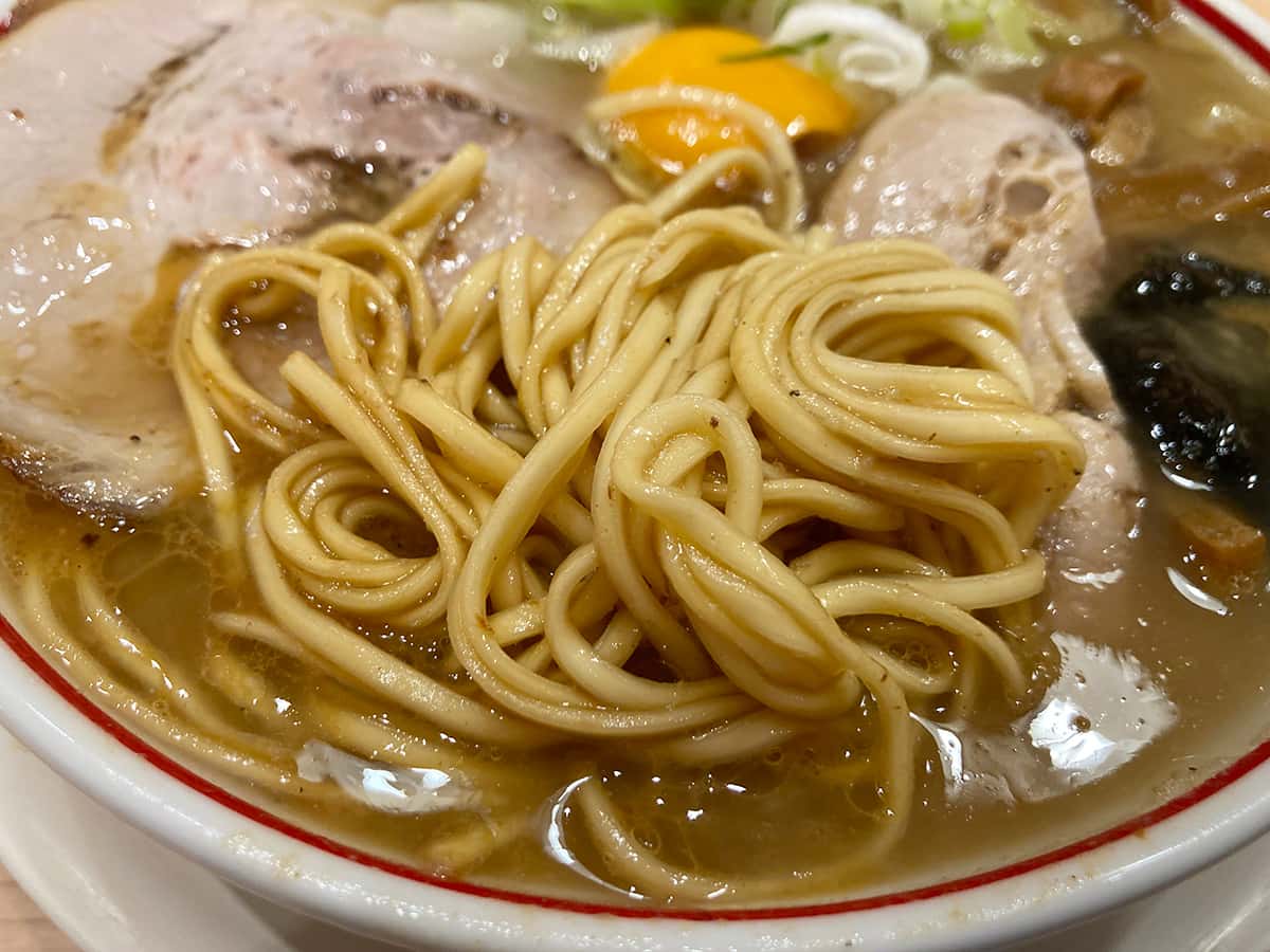 ラーメンの麺|東京煮干し らーめん玉 東京駅店
