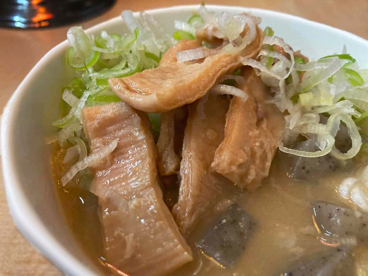 牛もつ|もつやき 登運とん
