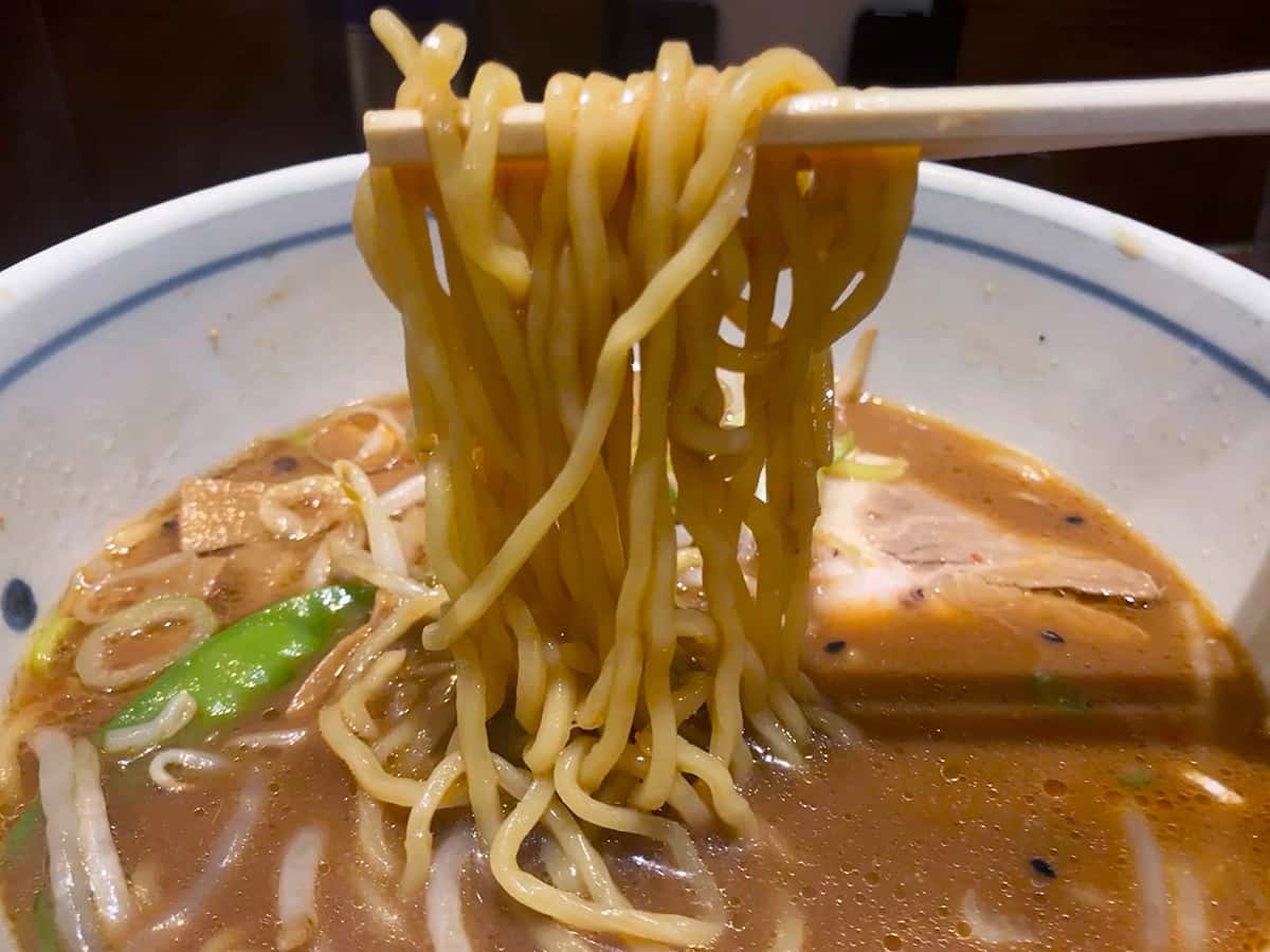 ラーメンの麺|赤坂一点張