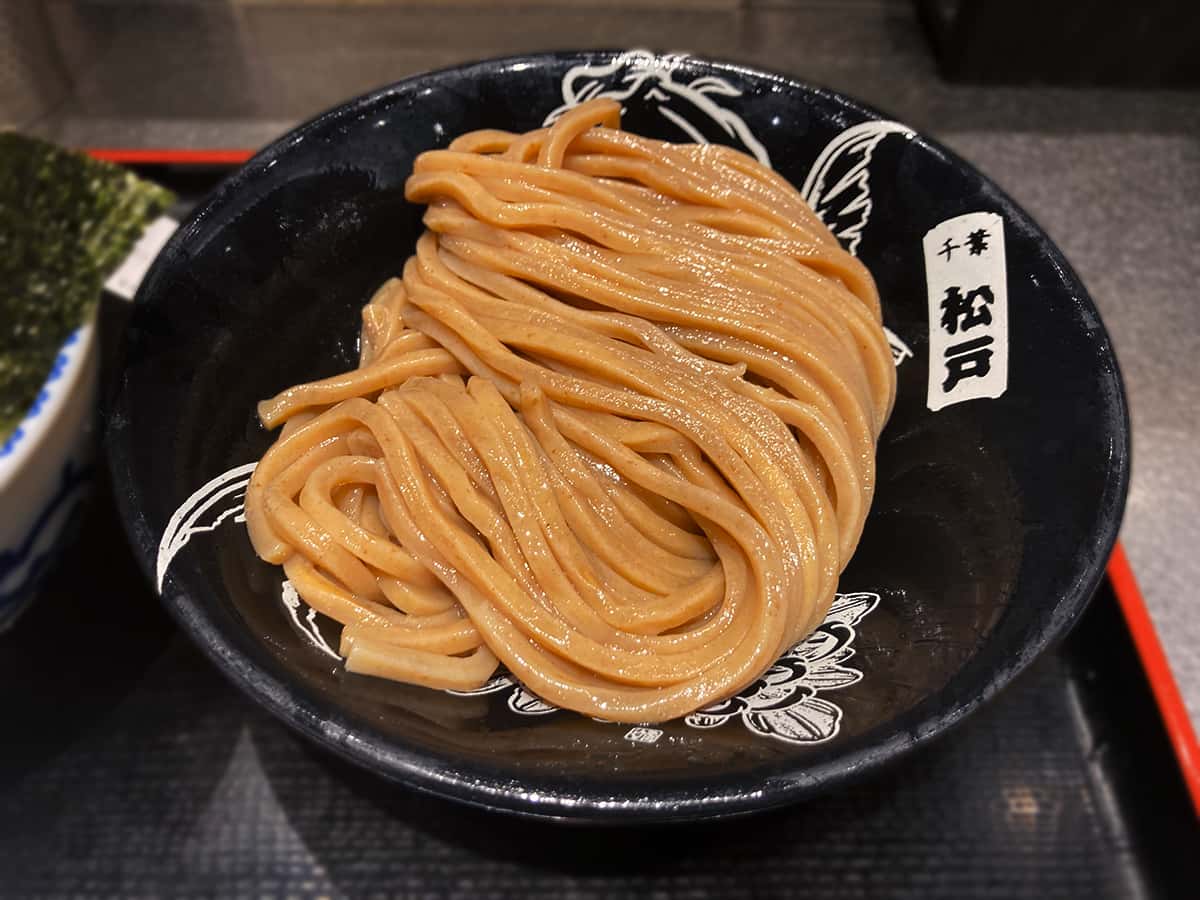 つけ麺の麺|松戸富田麺絆