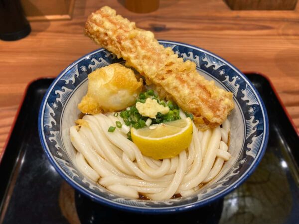 ちく玉天ぶっかけうどん｜難波千日前 釜たけうどん 八重洲北口店