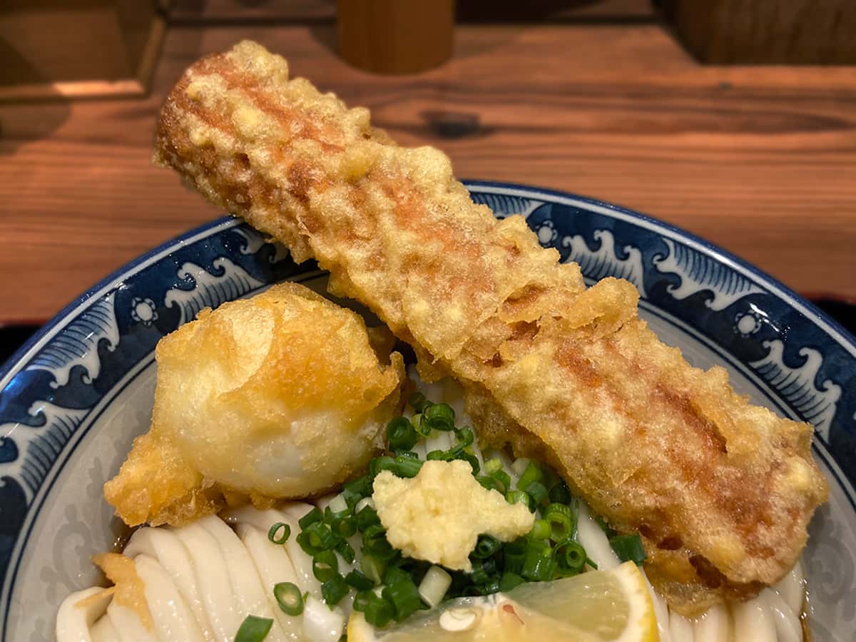 ちくわ天と玉子天|難波千日前 釜たけうどん 八重洲北口店