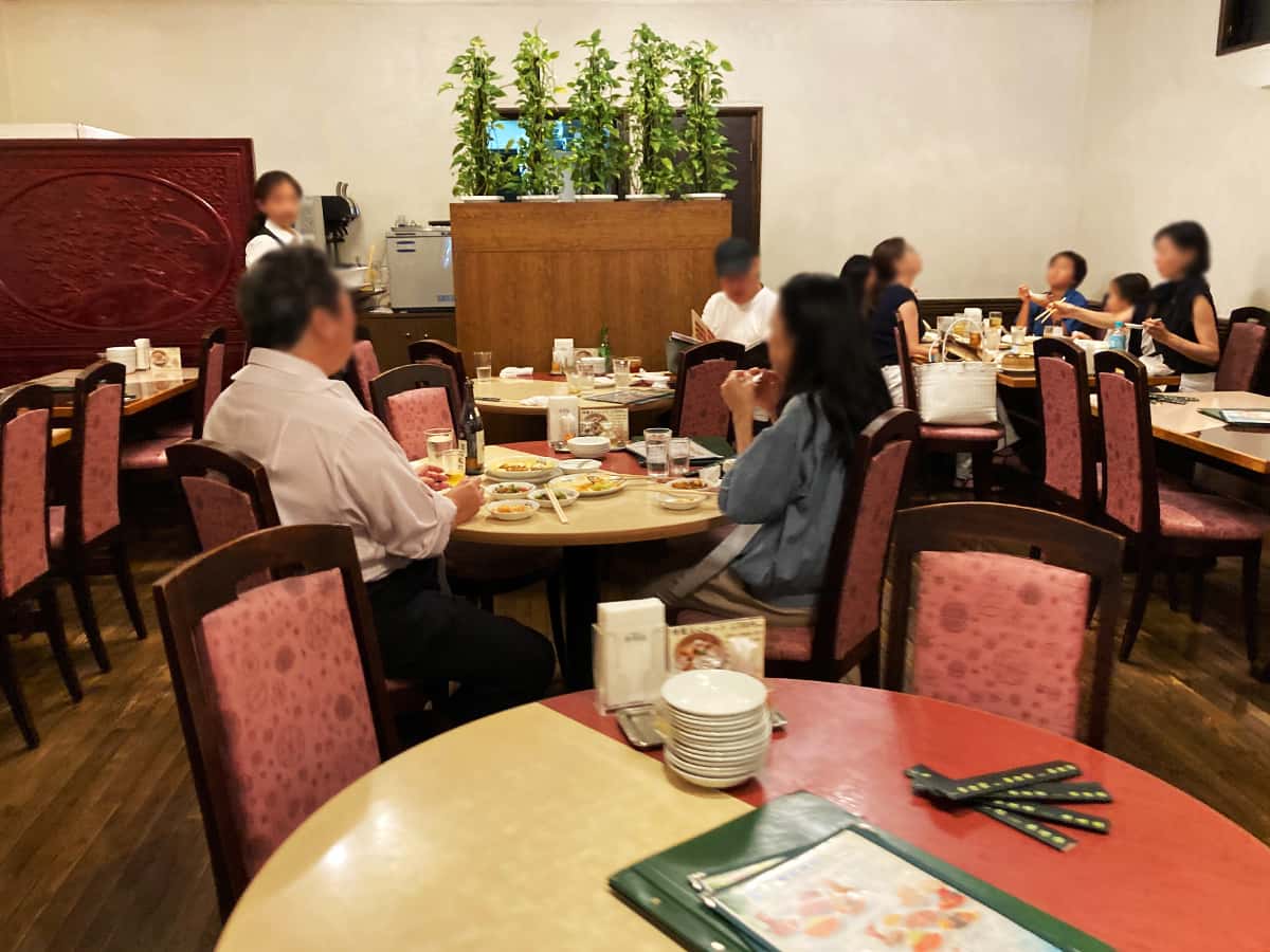 店内テーブル席|中国名菜 景徳鎮