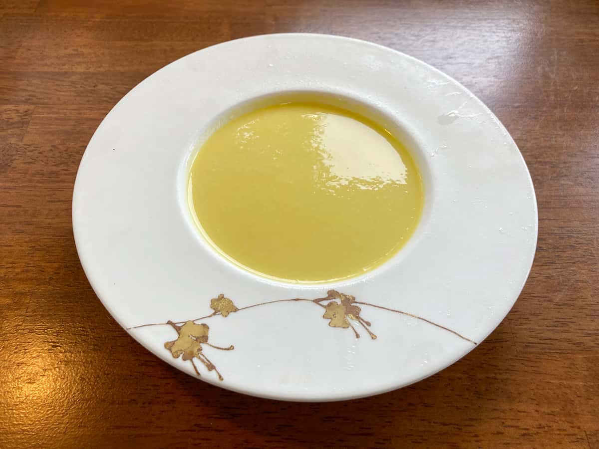 とうもろこしの冷製スープ|ピッツェリア ジンガラ