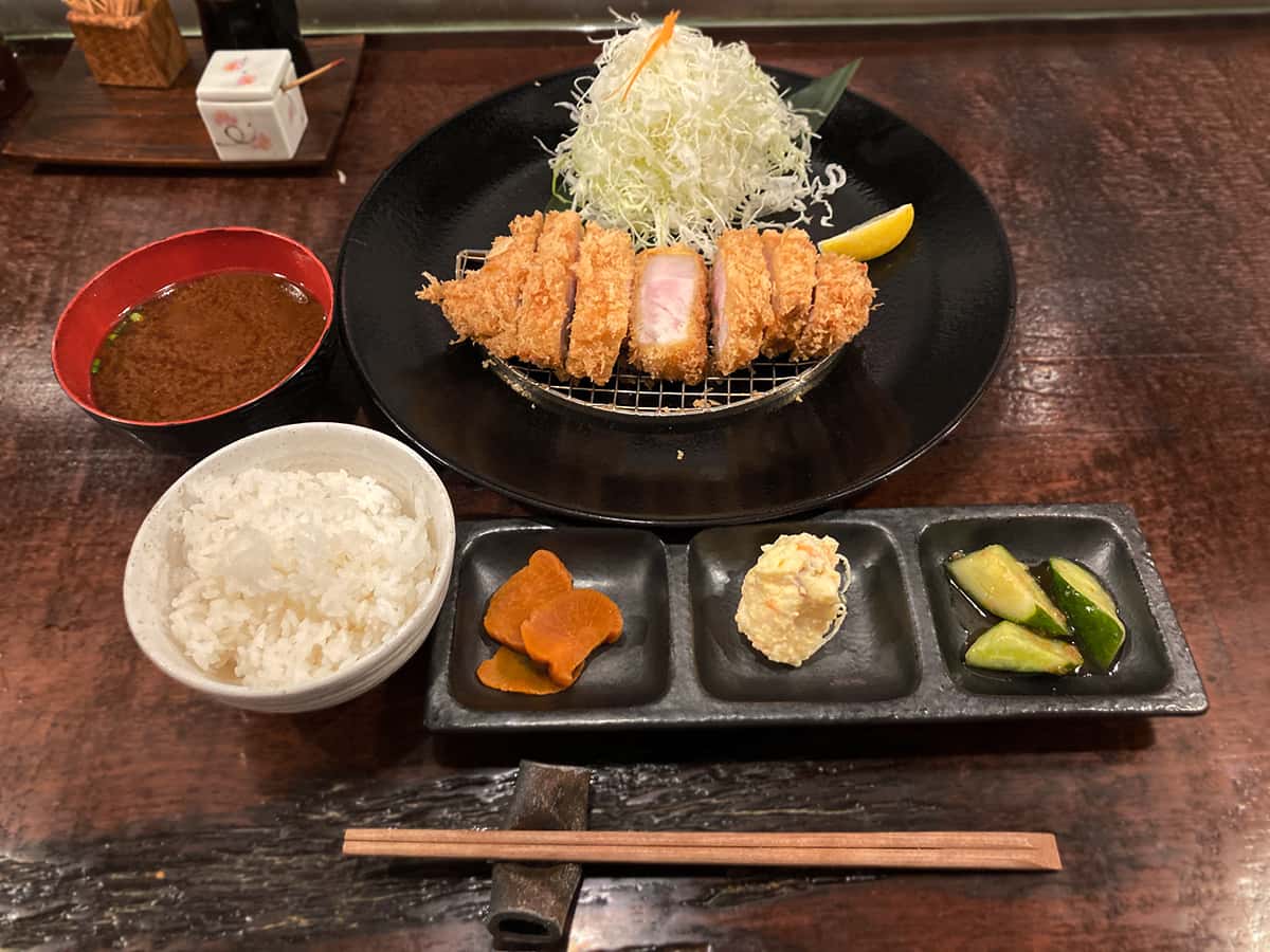 南の島豚ロースカツ定食|神楽坂とんかつ あげづき