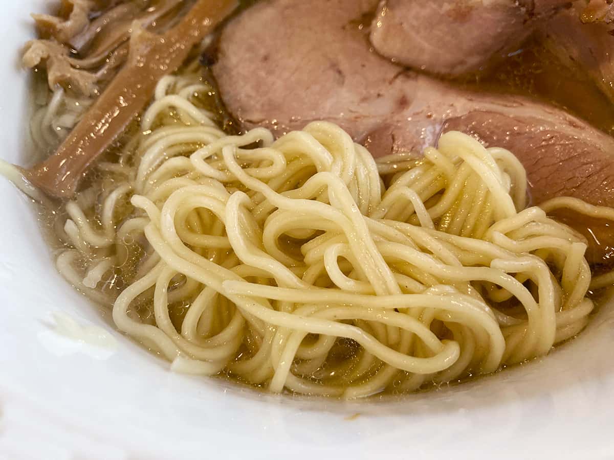 ラーメンの麺|らーめん はんぐり〜