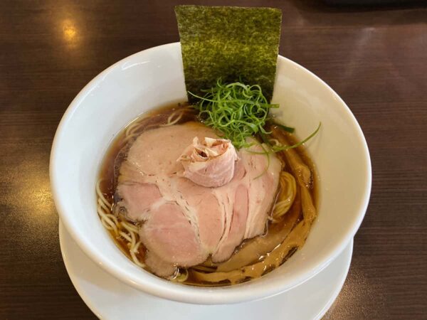 醤油らーめん｜らーめん はんぐり〜