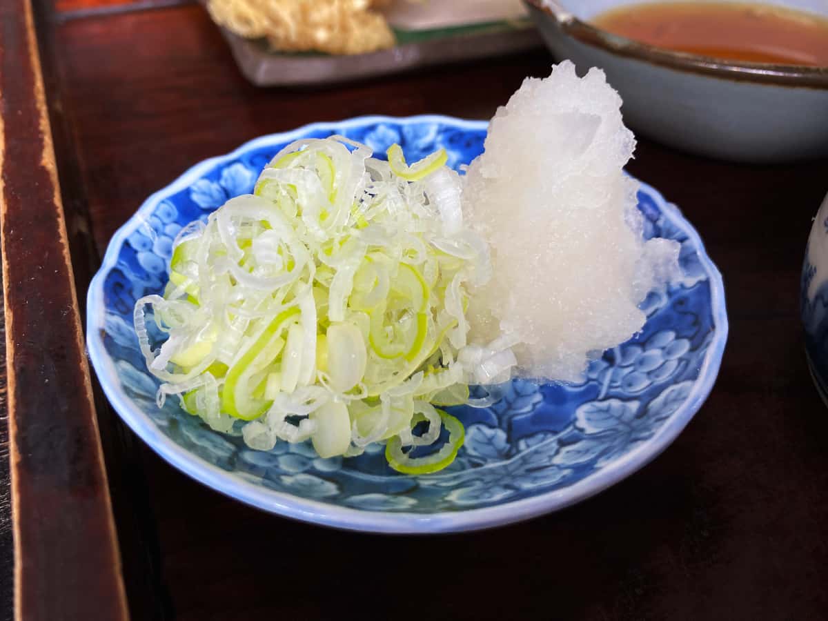 薬味(葱・辛味大根)|村屋東亭