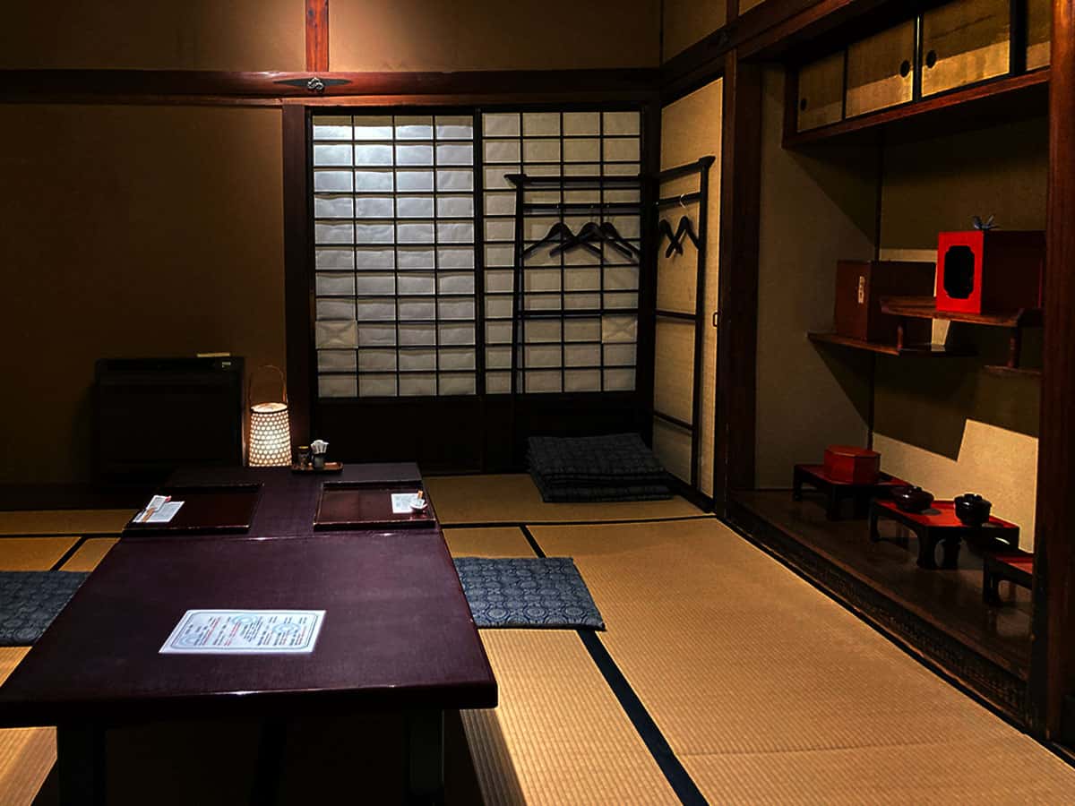 店内個室|蕎麦料理處 萱