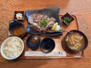 山賊焼き定食｜長野県 長寿食堂