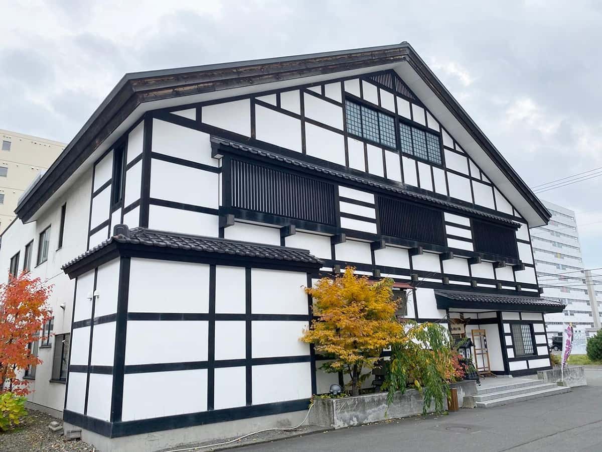 北の富士本店 櫻屋|隣の国のグルメイト