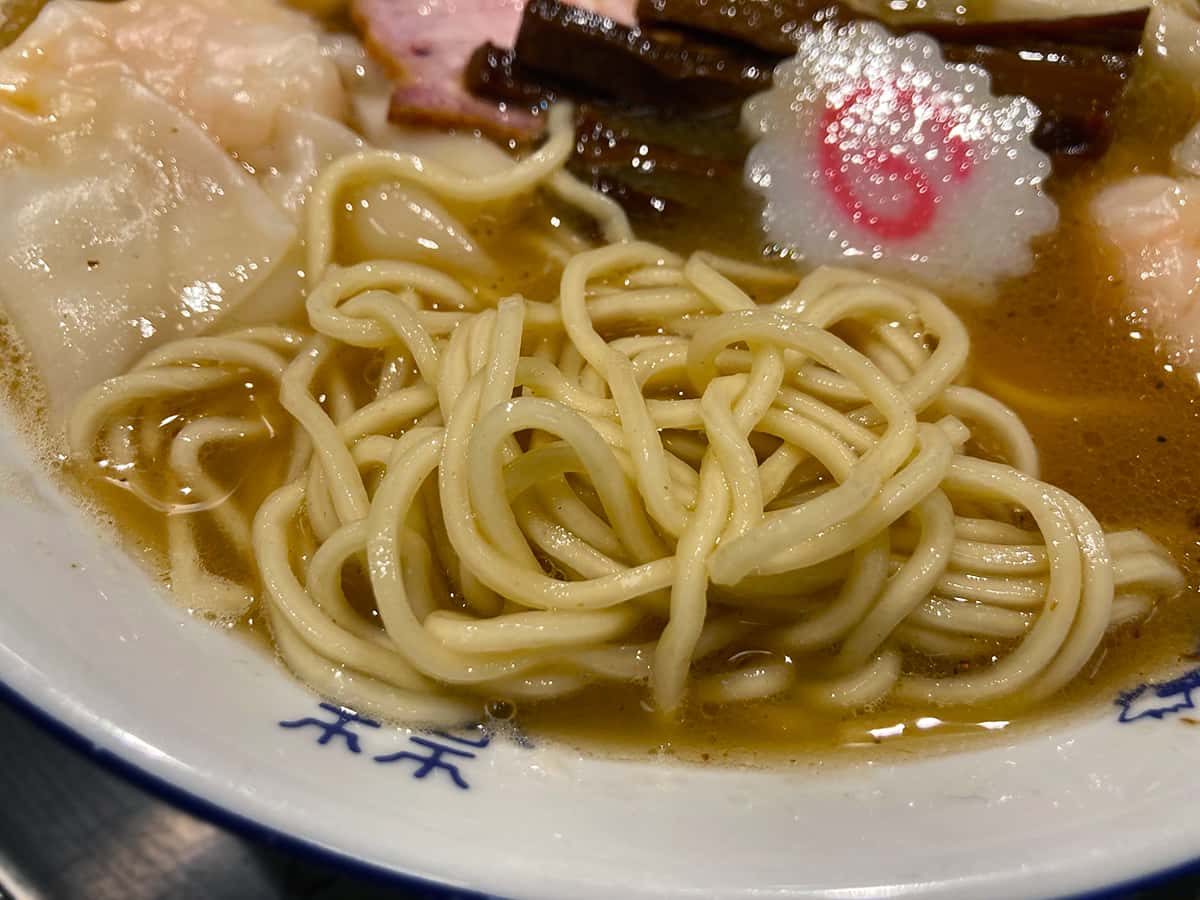 ラーメンの麺|あいだや2