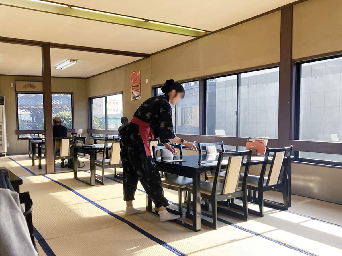 店内2階座敷席｜駿河屋 成田名代うなぎ屋