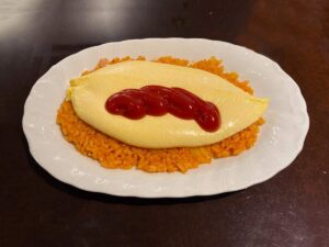 懐かしいビジュアルのオムライス｜喫茶YOU