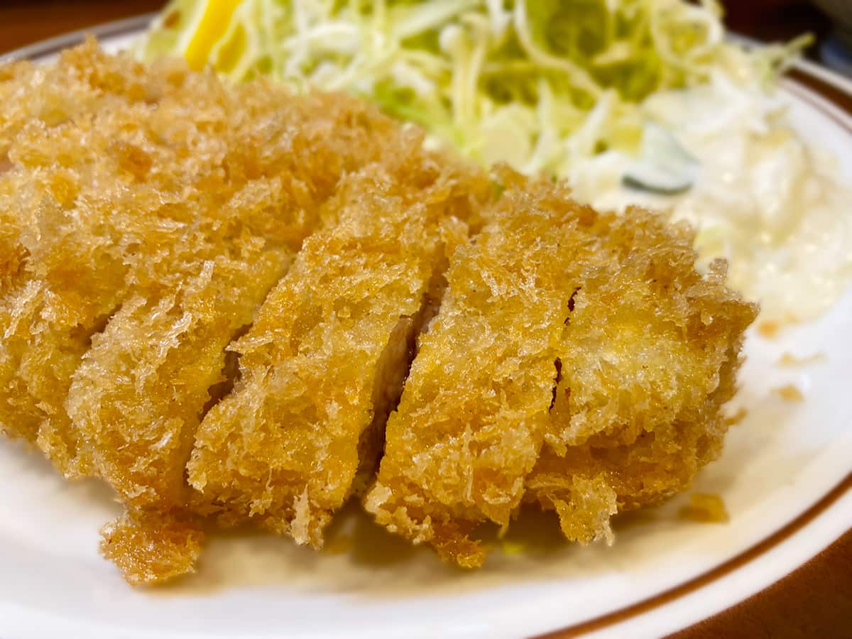 サクサクとした歯ごたえが心地良い衣|とんかつ とん平