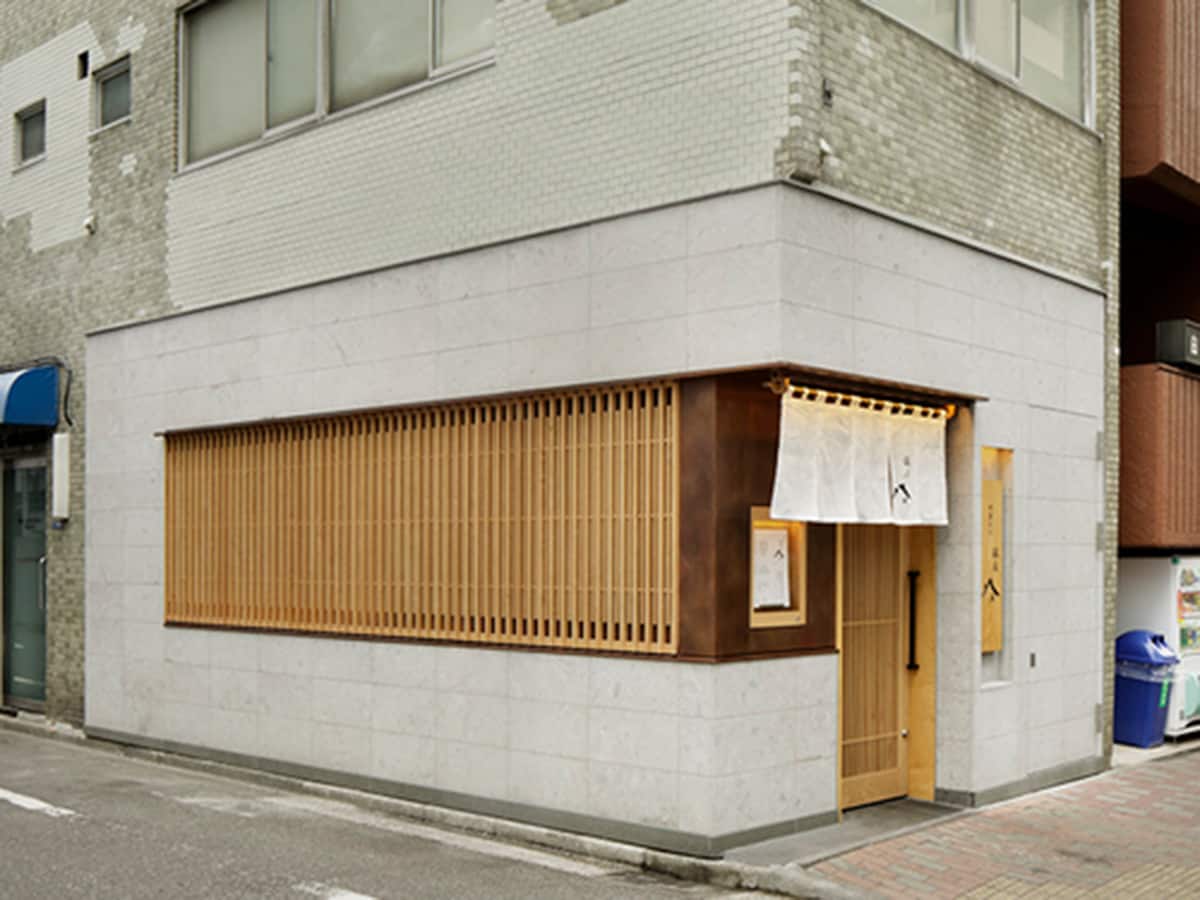 銀座においてひっそりとした雰囲気の店舗|銀座 八五